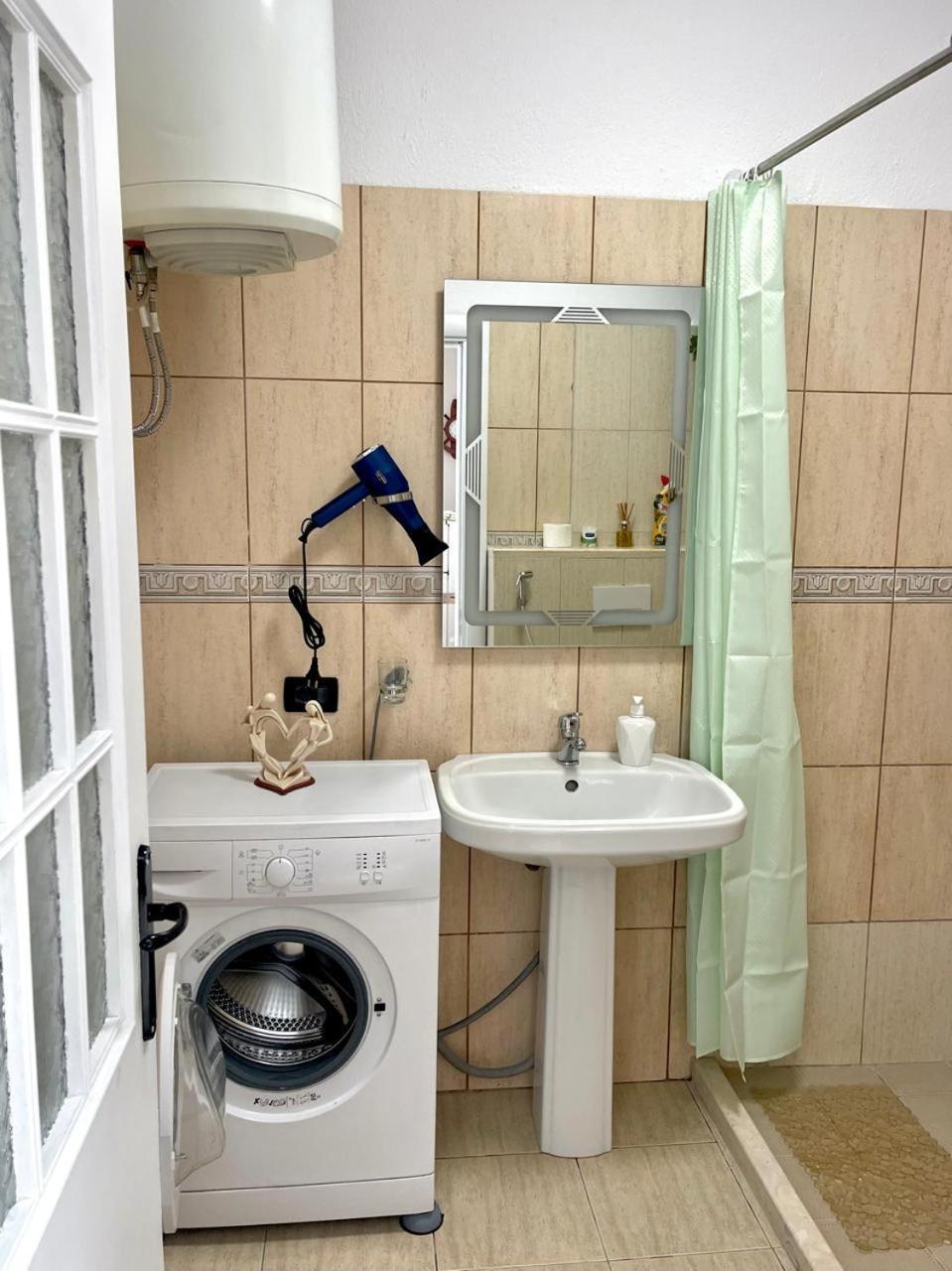 Flex Apartment Tiranë Luaran gambar